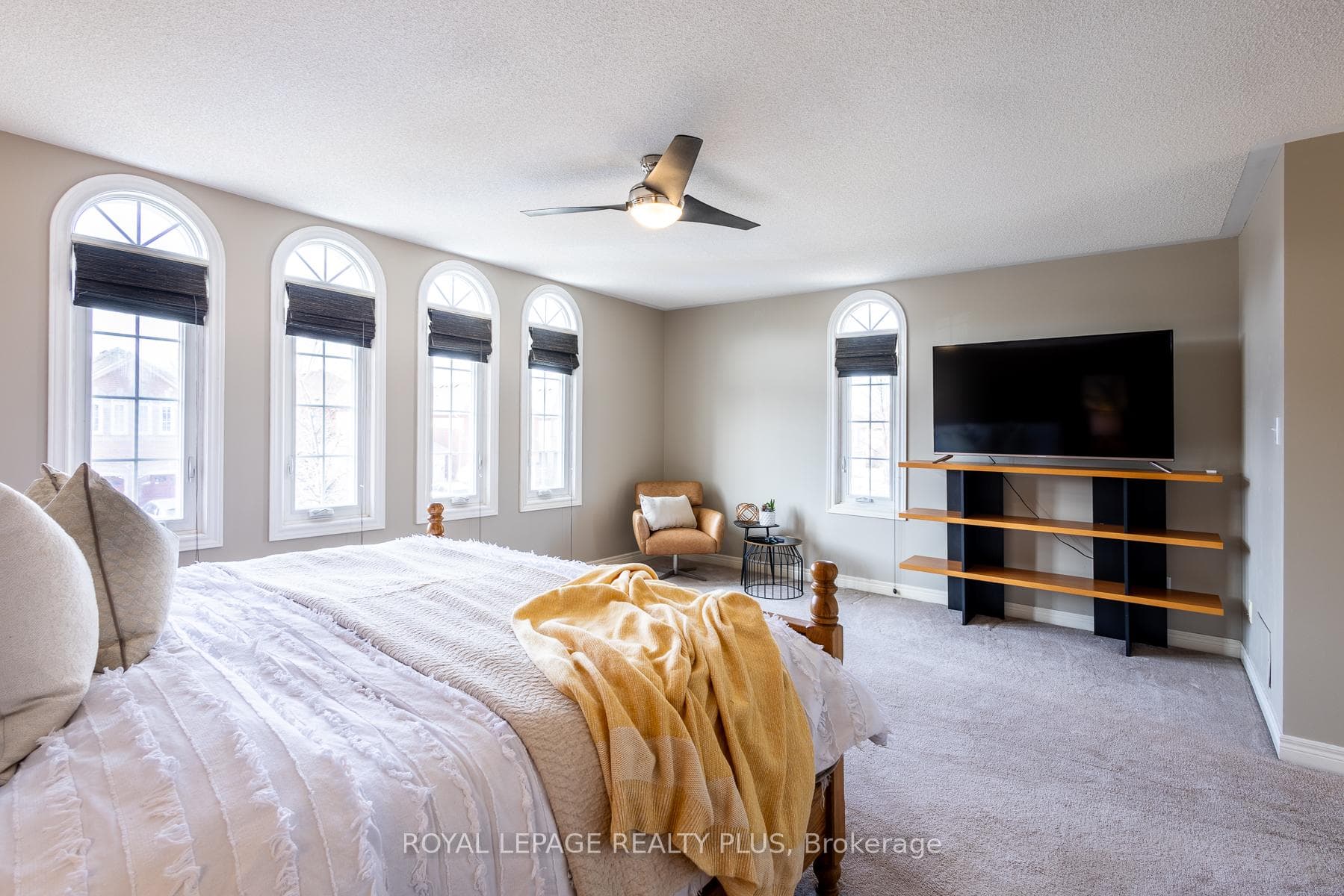 7190 Spyglass Crescent photo 28