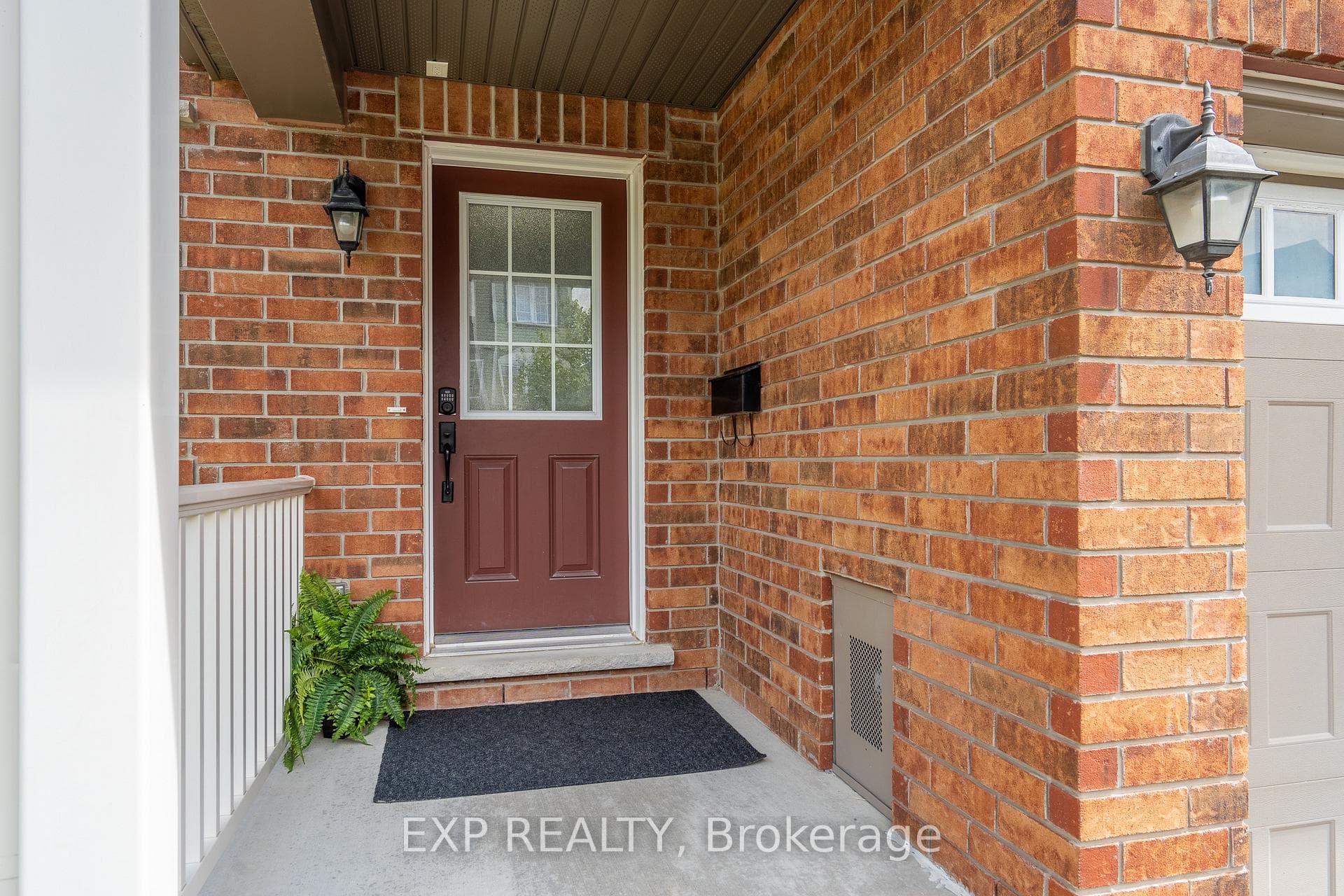 709 Maloja Way photo 1