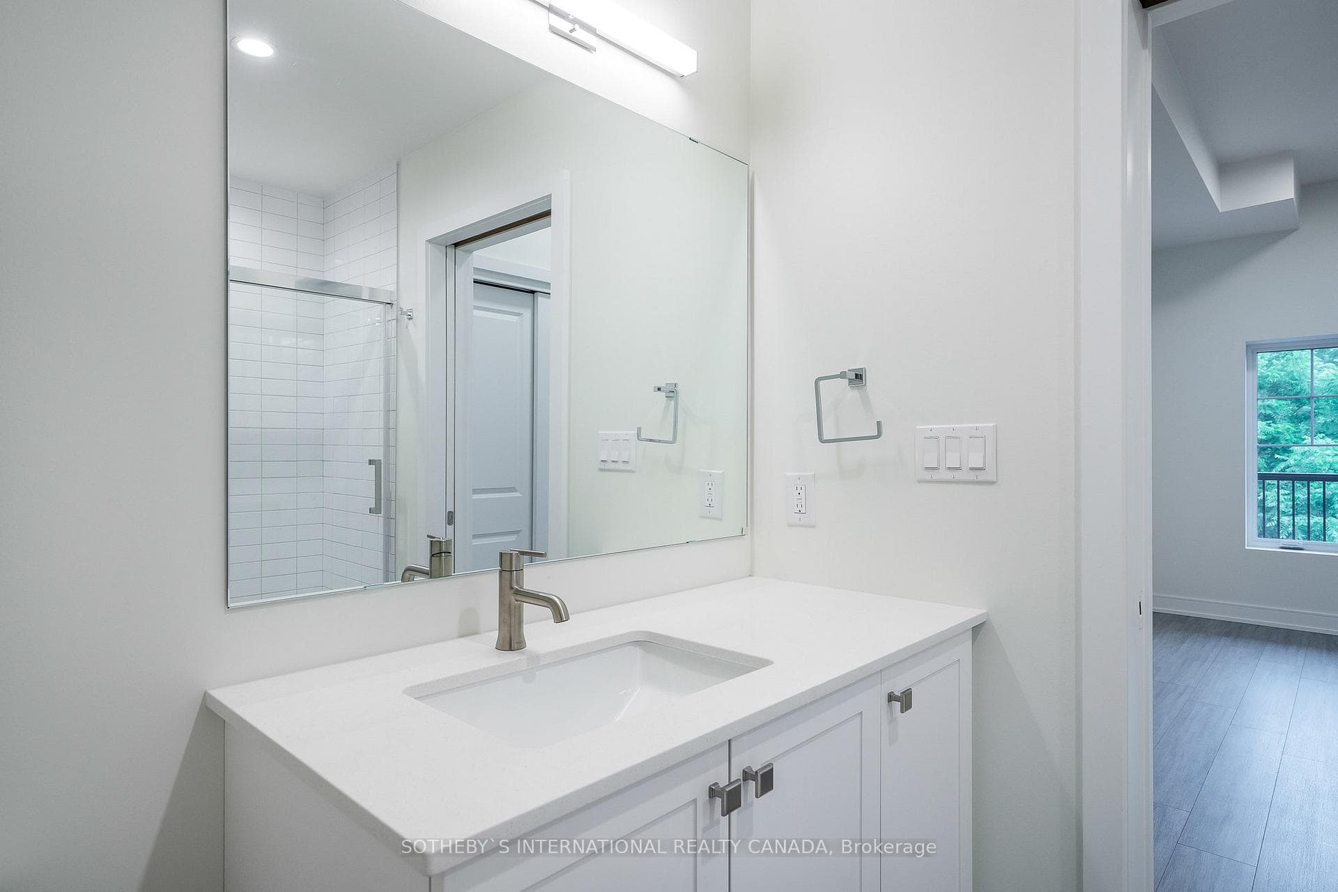 121 Mary Street Unit 322 photo 27