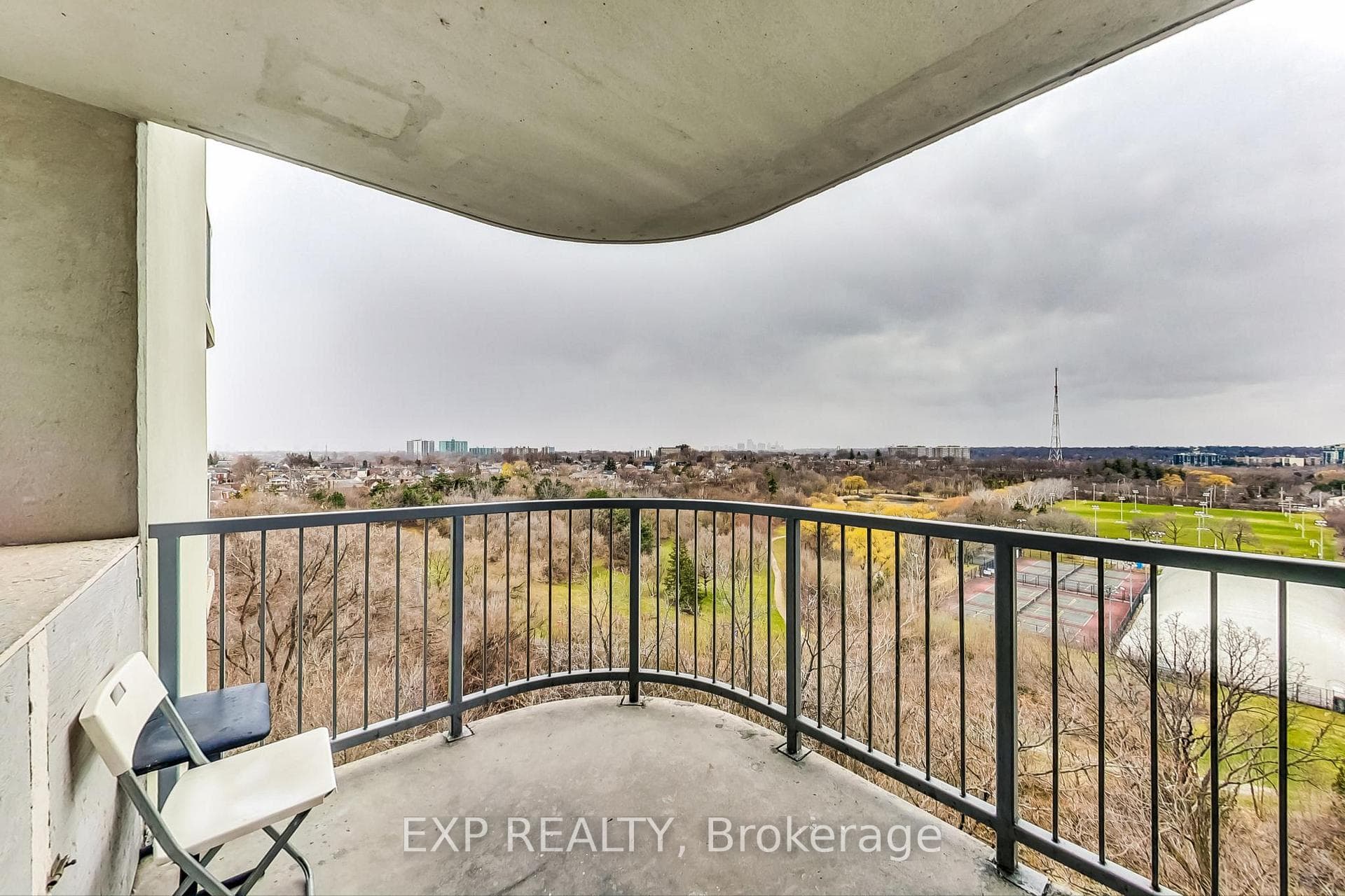 3559 Eglinton Avenue Unit 810 photo 20