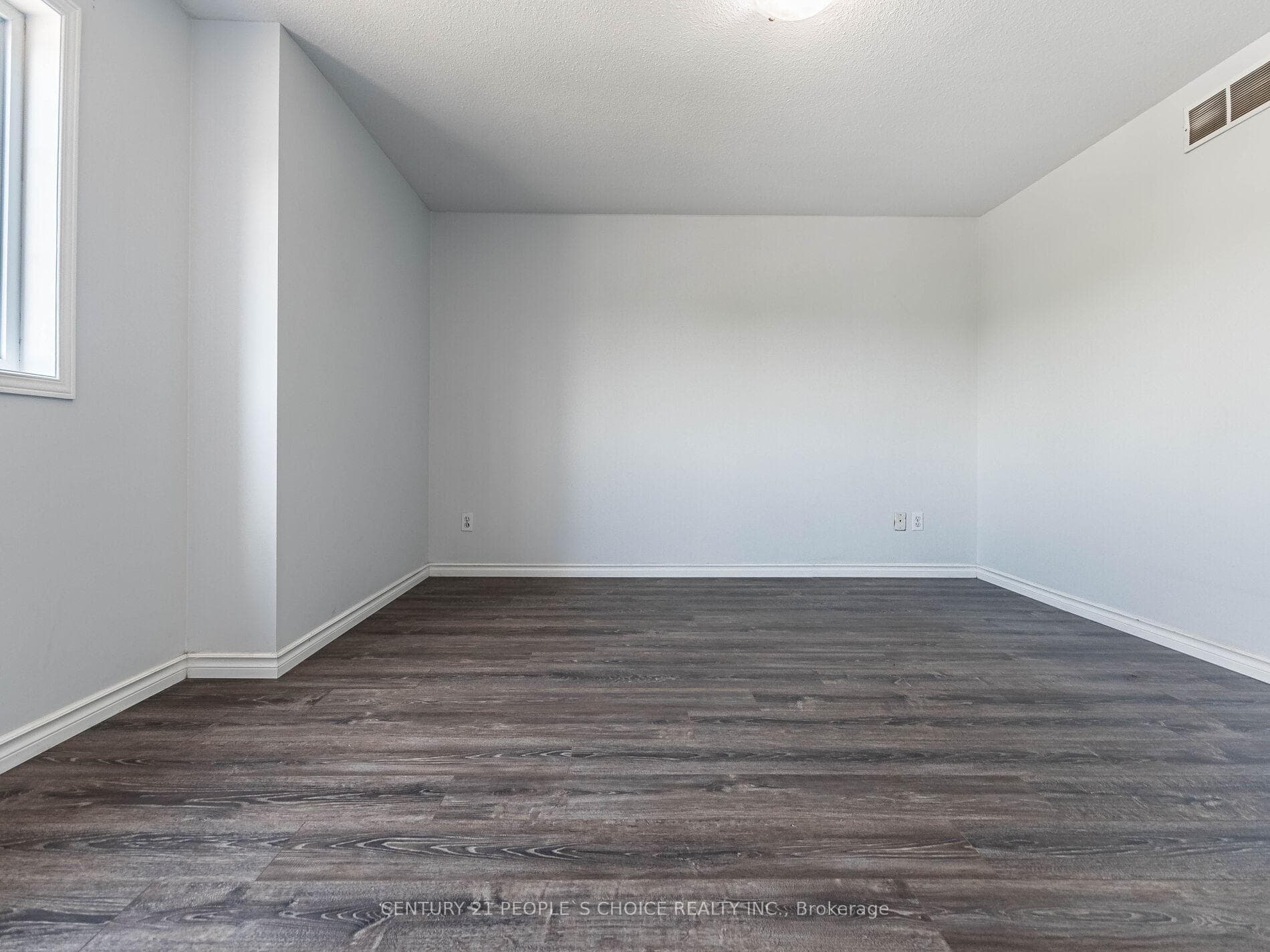 12 Hackberry Street photo 17