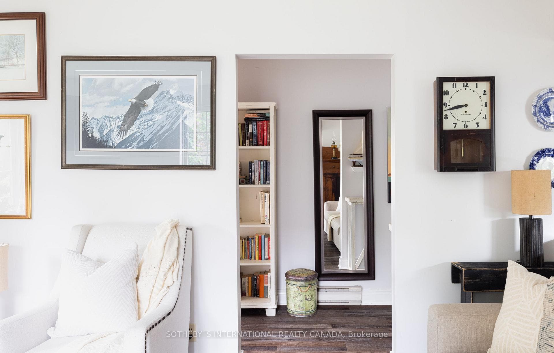 115 Robinson Street photo 8