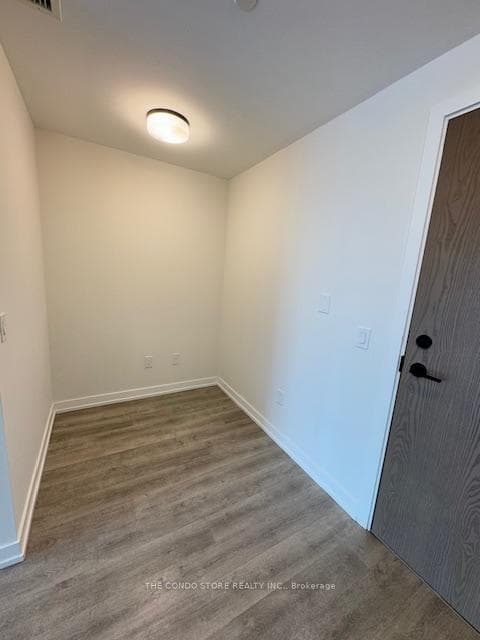 2300 St. Clair Avenue Unit 705 photo 15