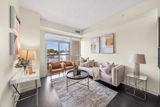1603 Eglinton Avenue Unit 319 photo 4