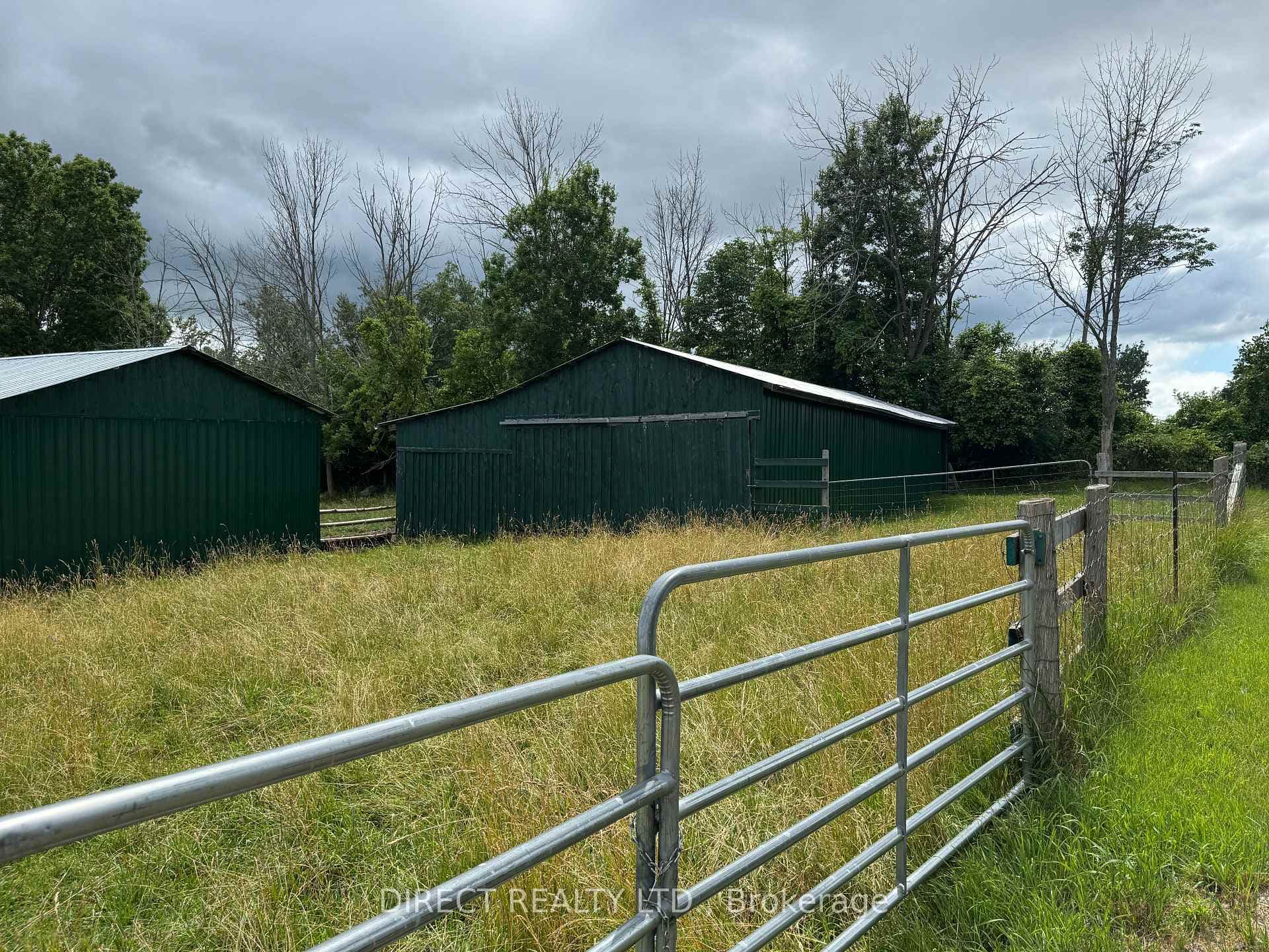465 Harrington Road photo 4