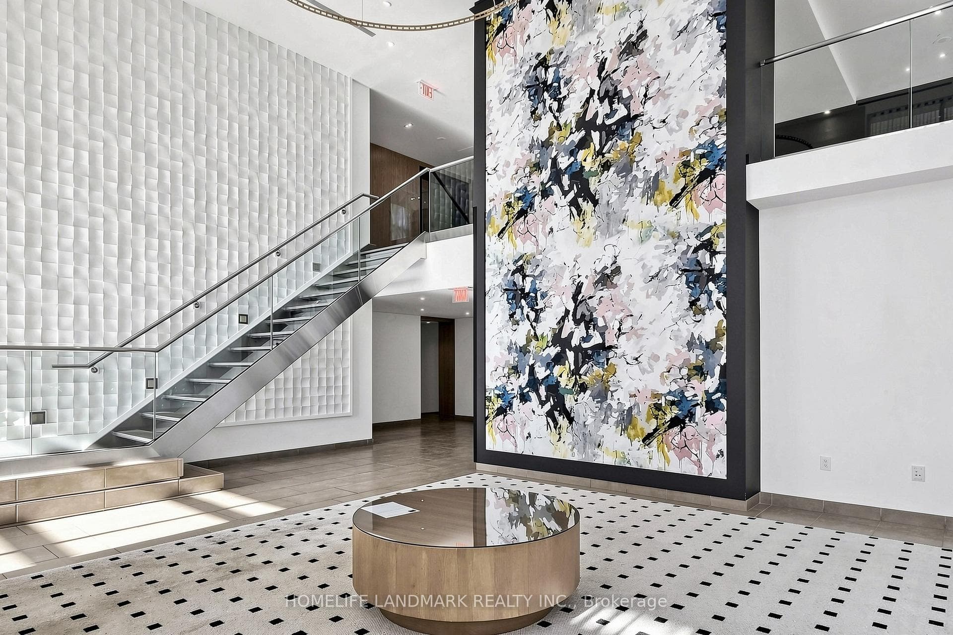 15 Fort York Boulevard Unit 2811 photo 6