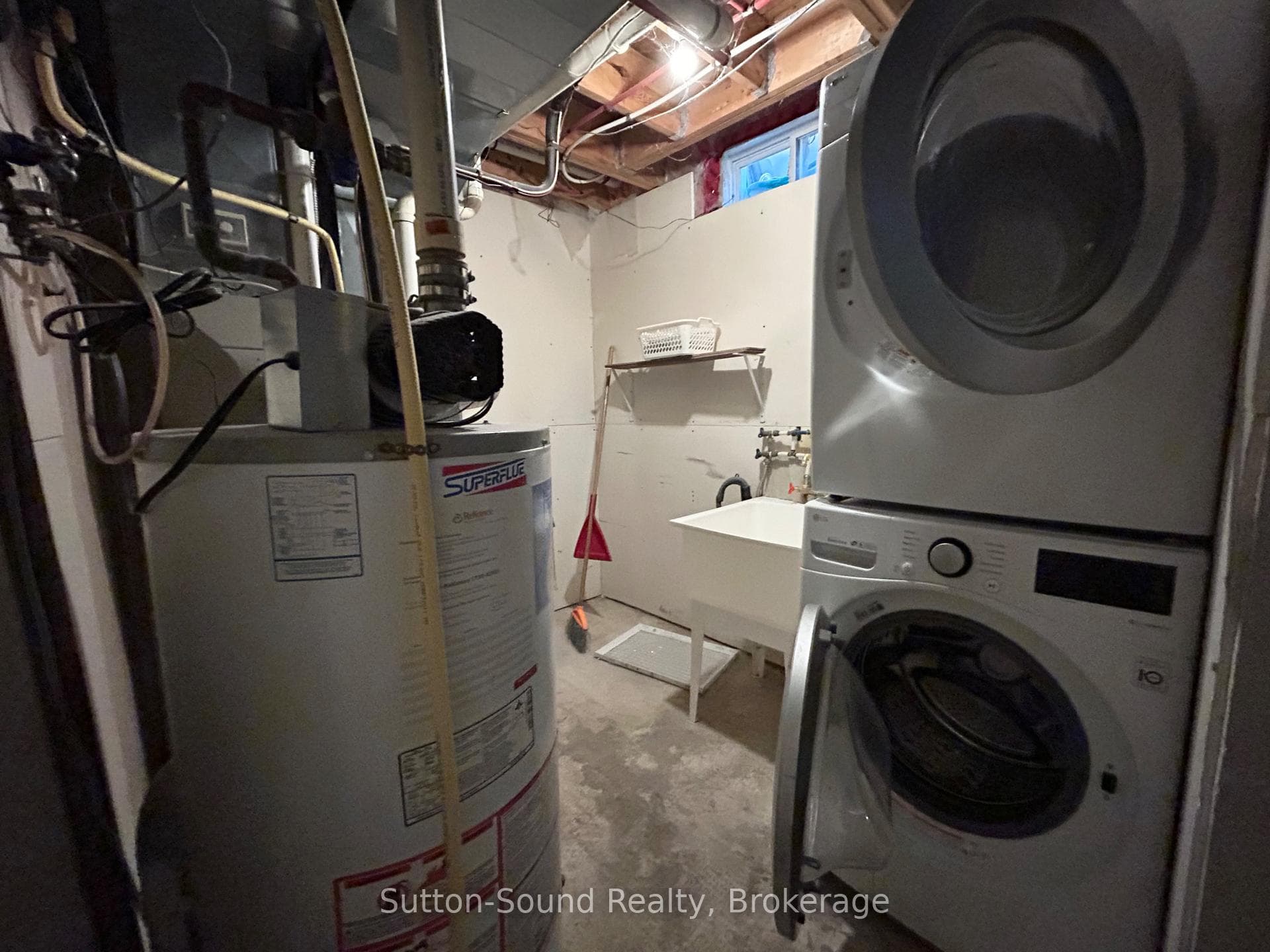 1392 14th Avenue photo 22