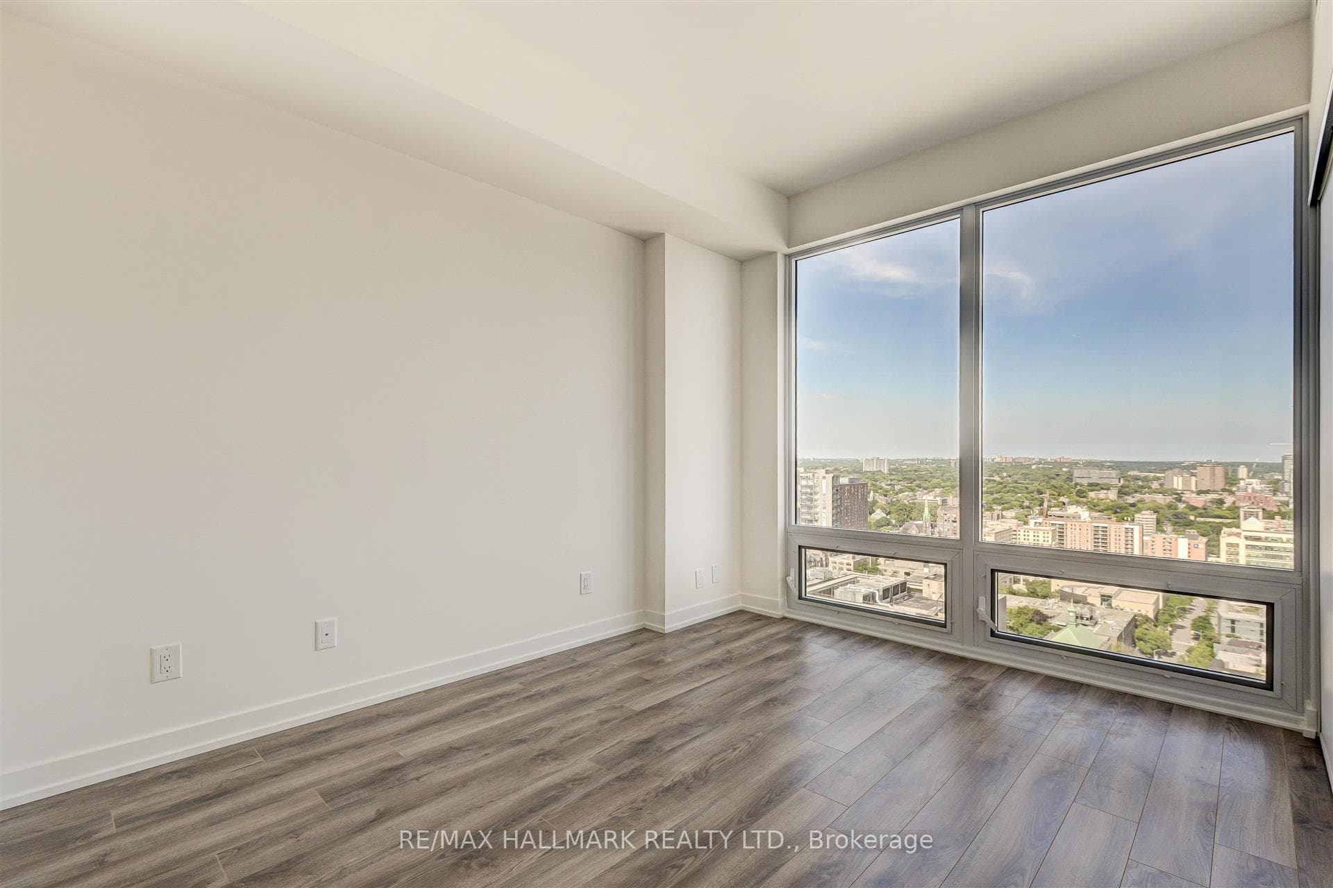 20 Edward Street Unit 2603 photo 4
