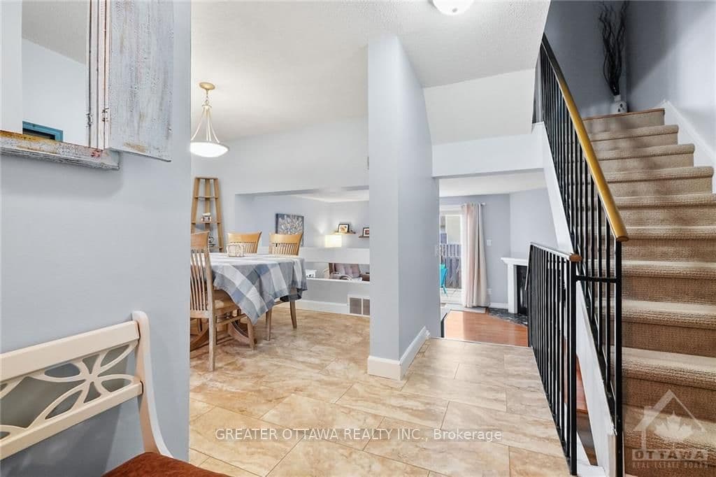 1724B LAMOUREUX Drive Unit 27 photo 4