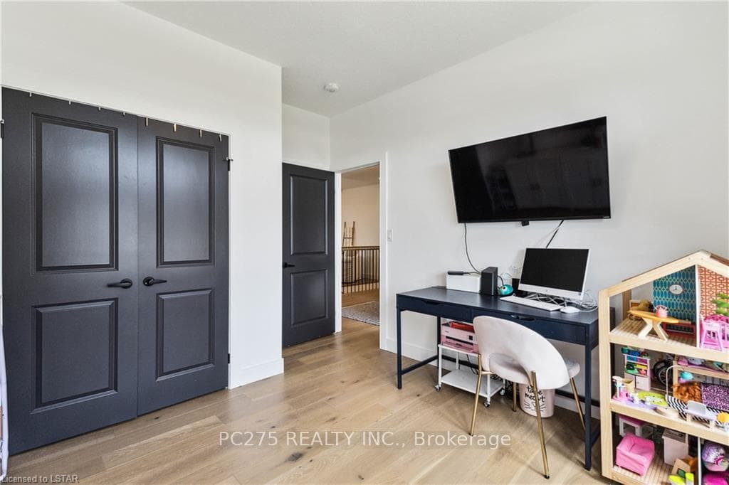 193 COLLINS Way photo 28