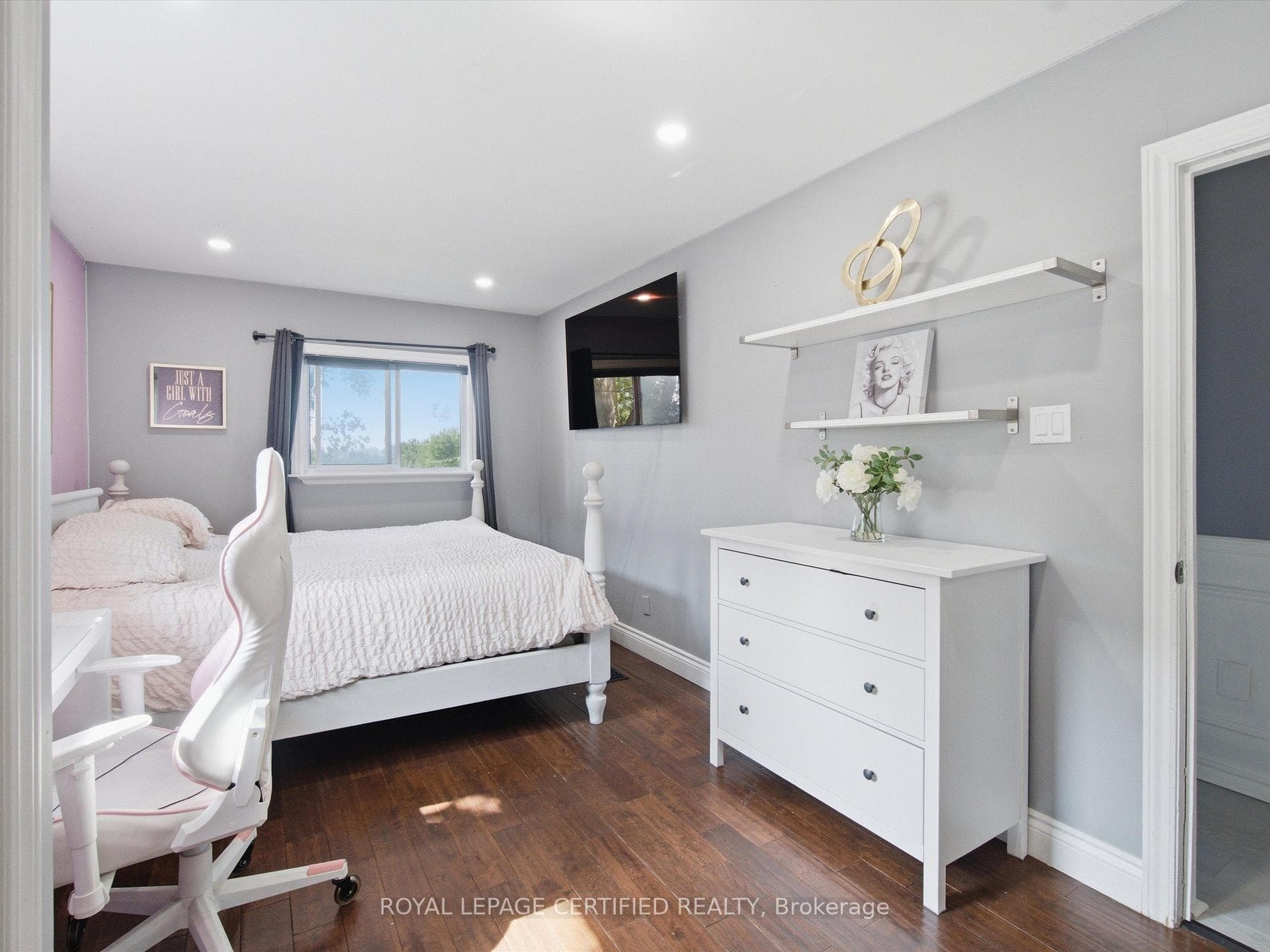288 Irene Drive photo 22