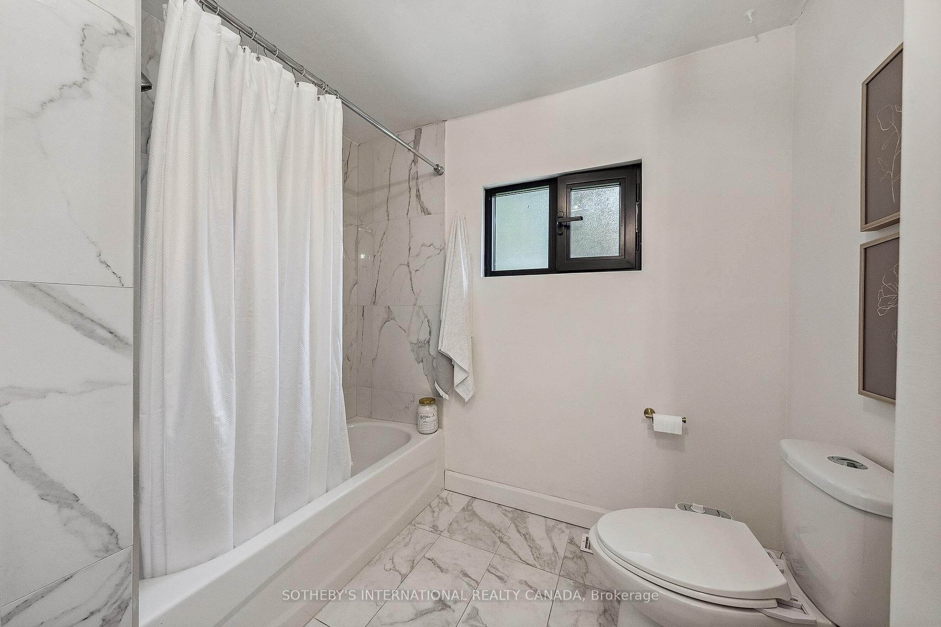 25 Silver Birch Street photo 30