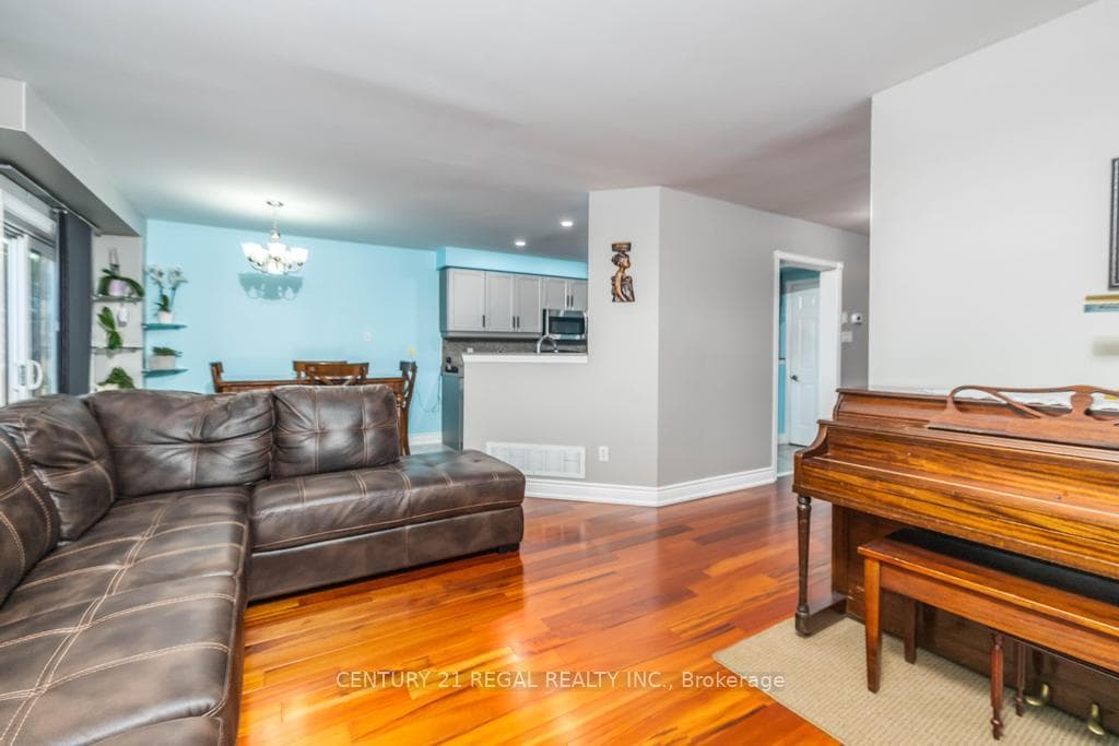 85 Heartleaf Crescent photo 11