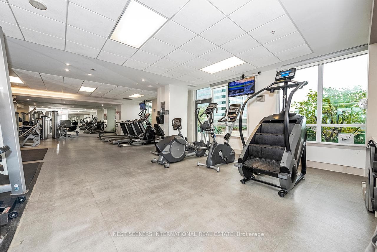7165 Yonge Street Unit 733 photo 37