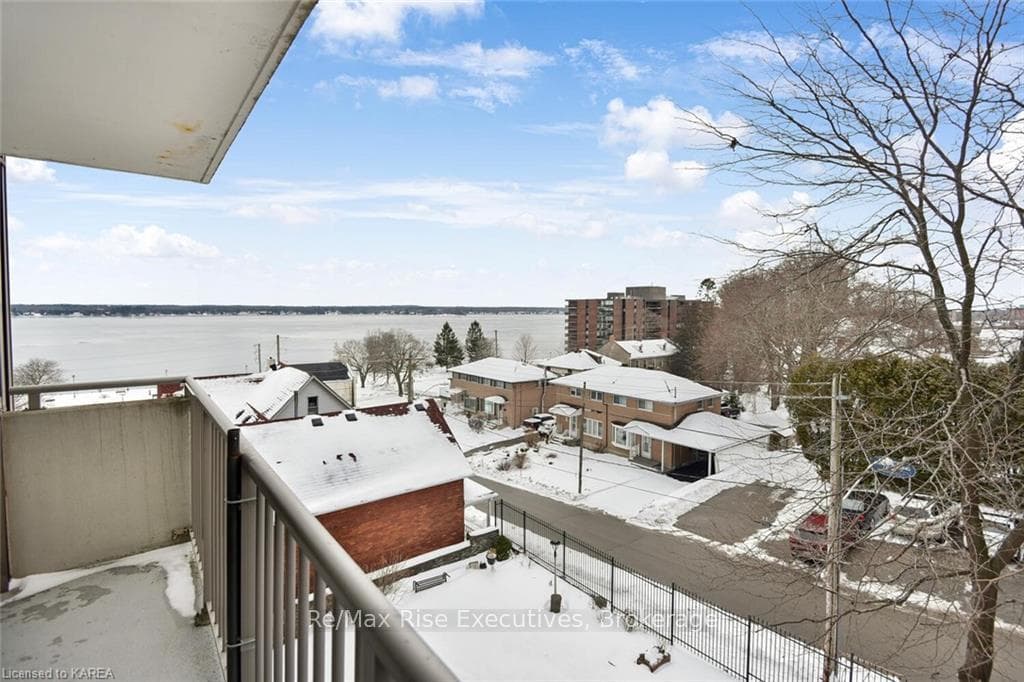 109 KING Street Unit 606 photo 24