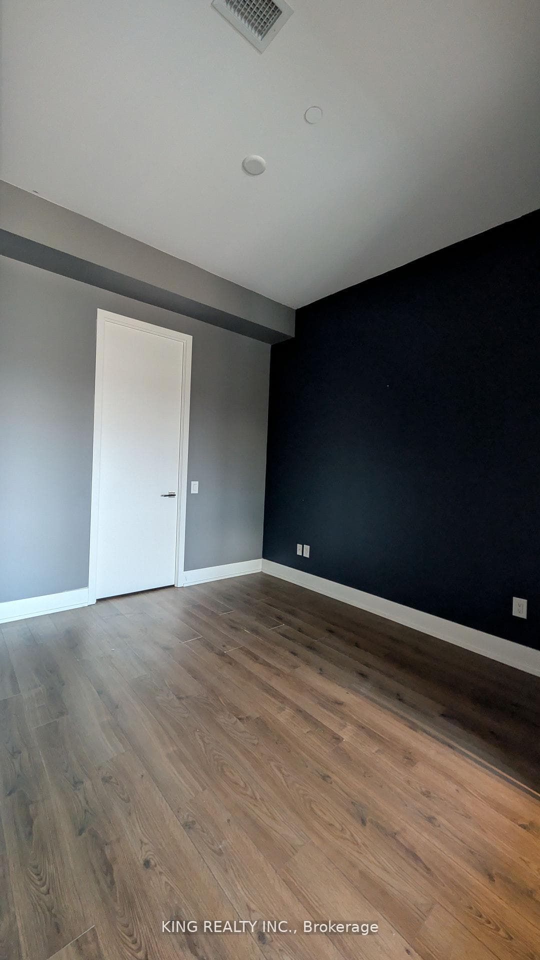 111 St Clair Avenue Unit 1603 photo 11
