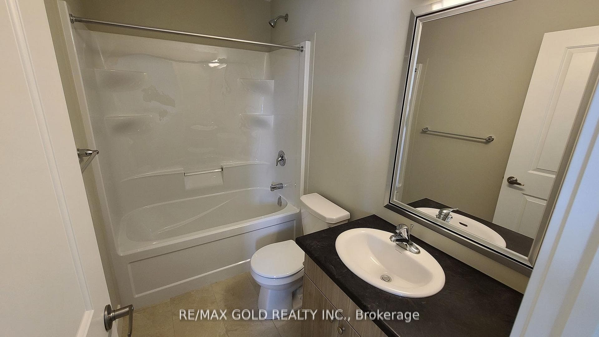 177 Edgevalley Road Unit 152 photo 25