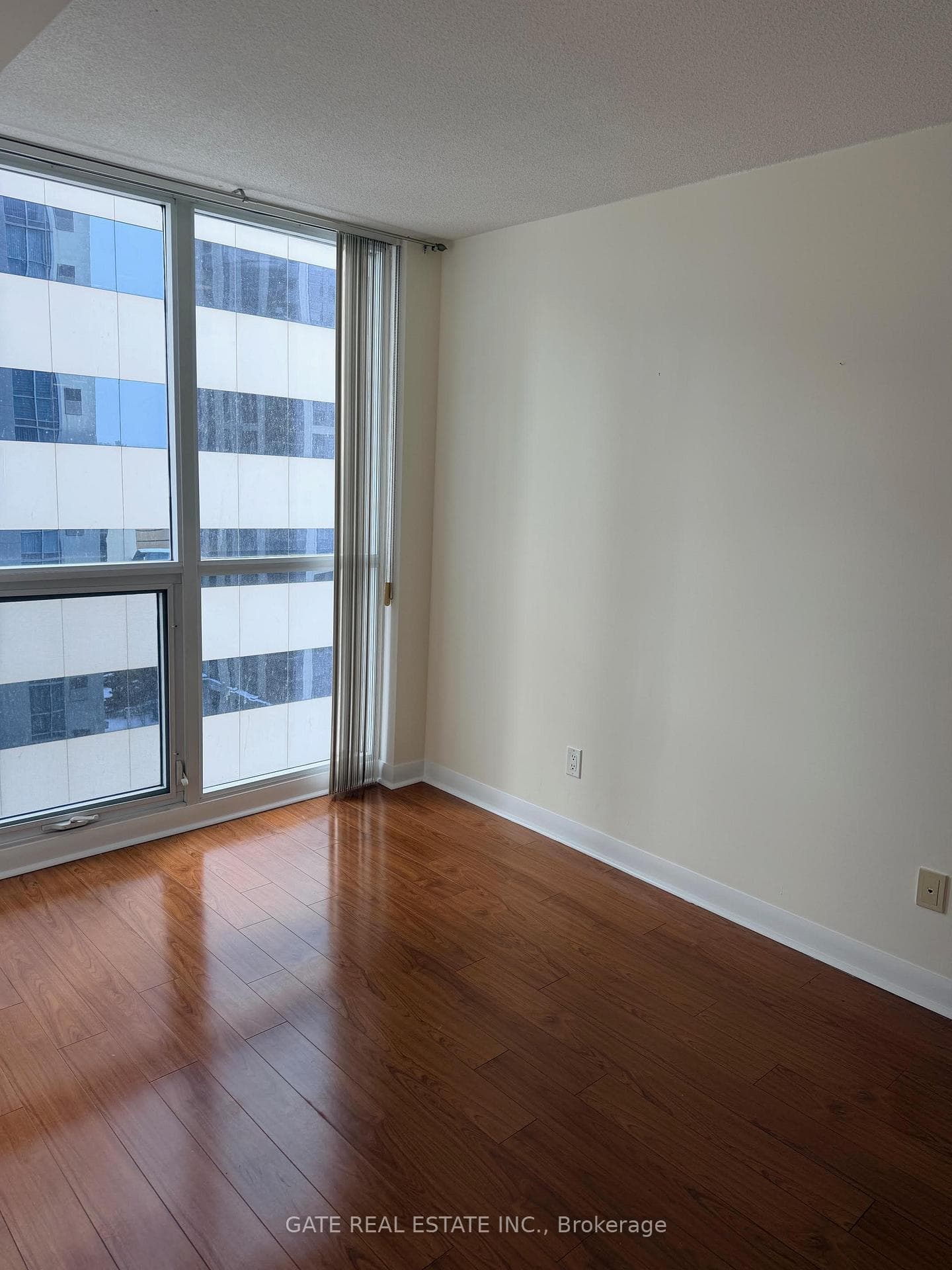 4968 Yonge Street Unit 1612 photo 4