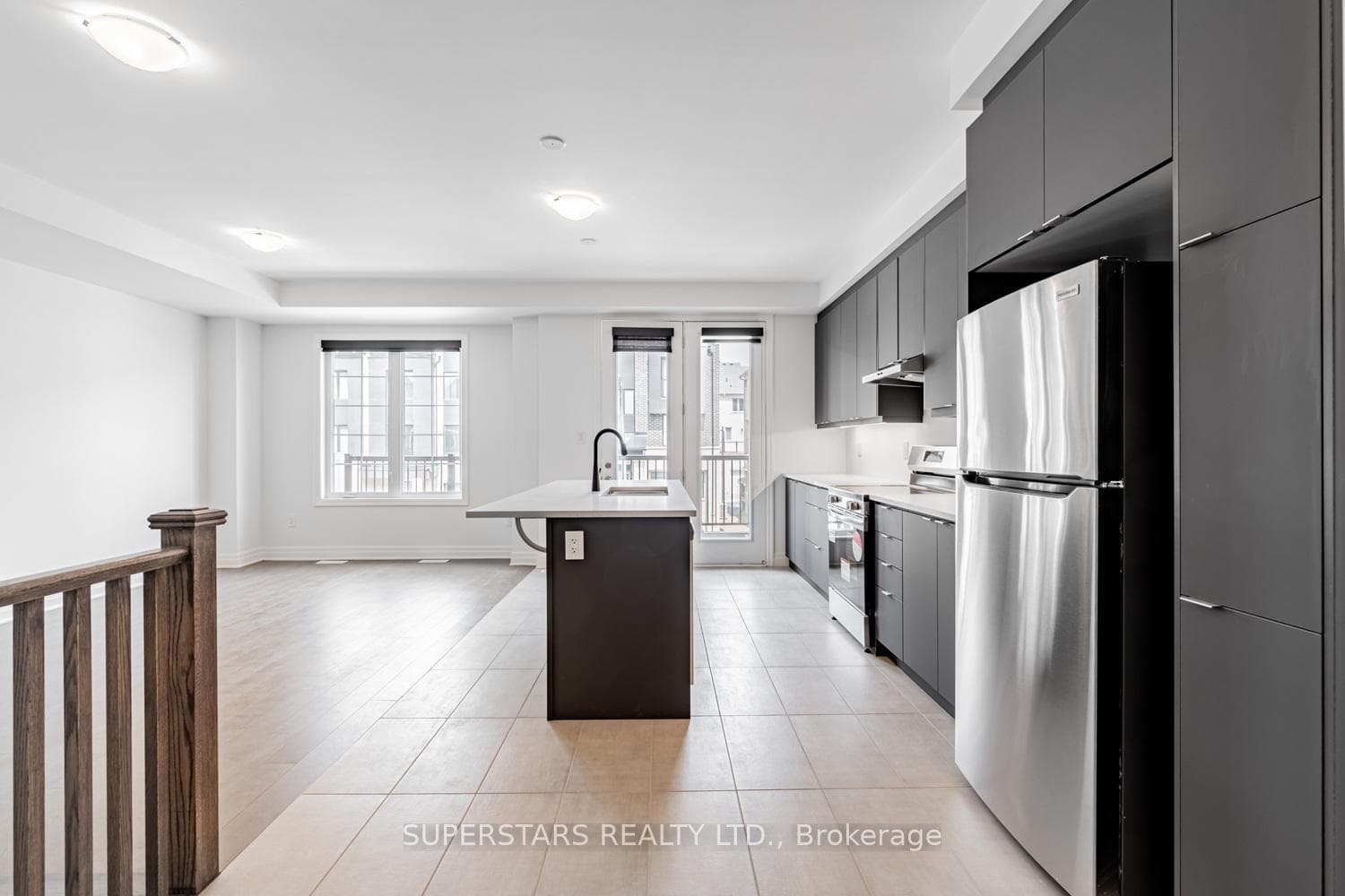 19 Avani Avenue photo 11