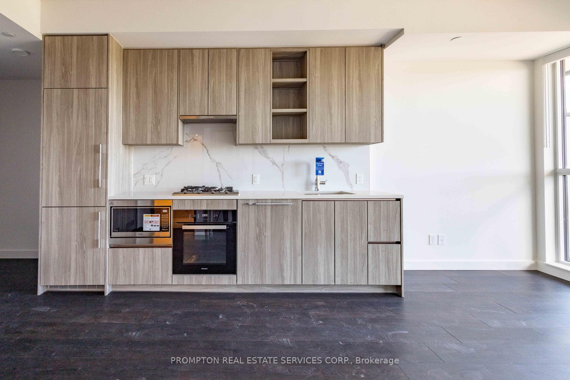 68 Esther Shiner Boulevard Unit 2008 photo 27