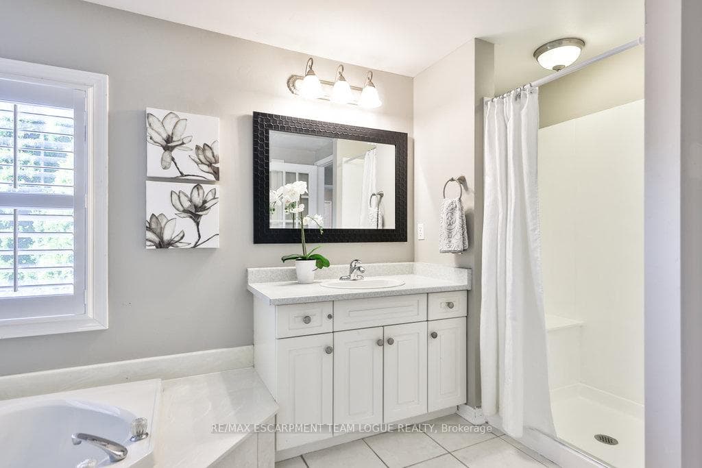 2125 COUNTRY CLUB Drive photo 21