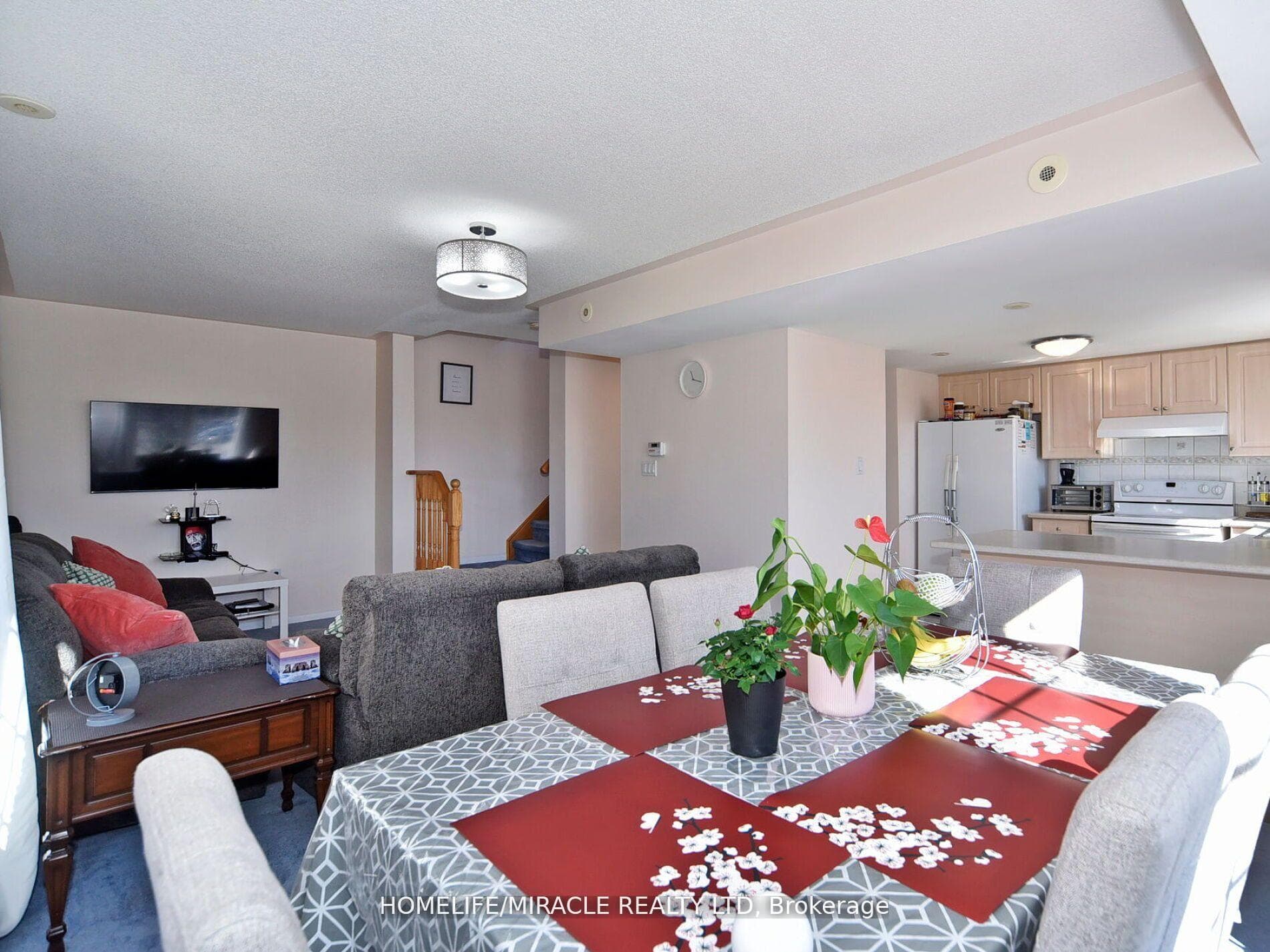 200 Mclevin Avenue Unit 116 photo 17