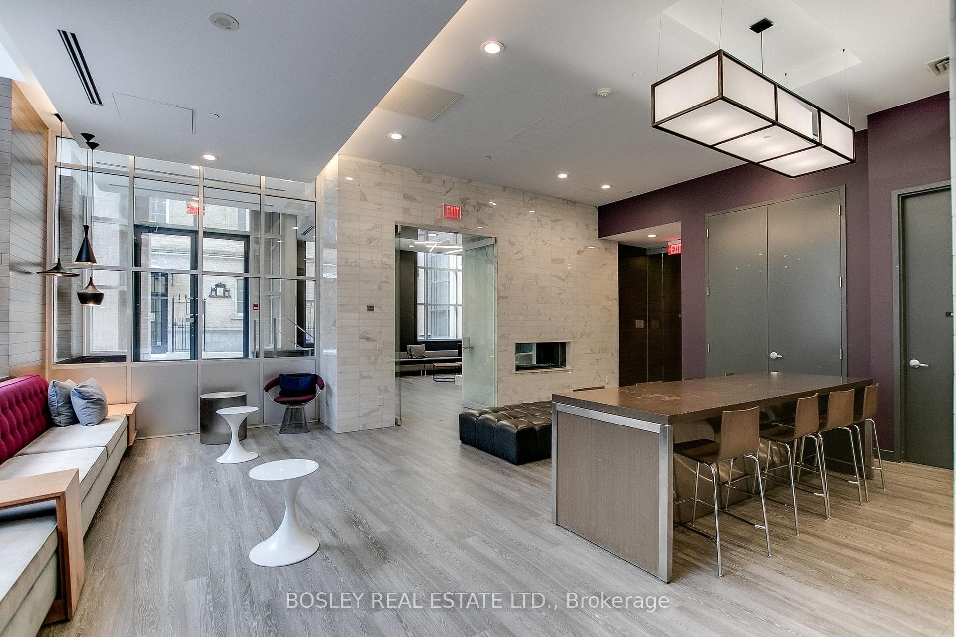 105 George Street Unit 1404 photo 28