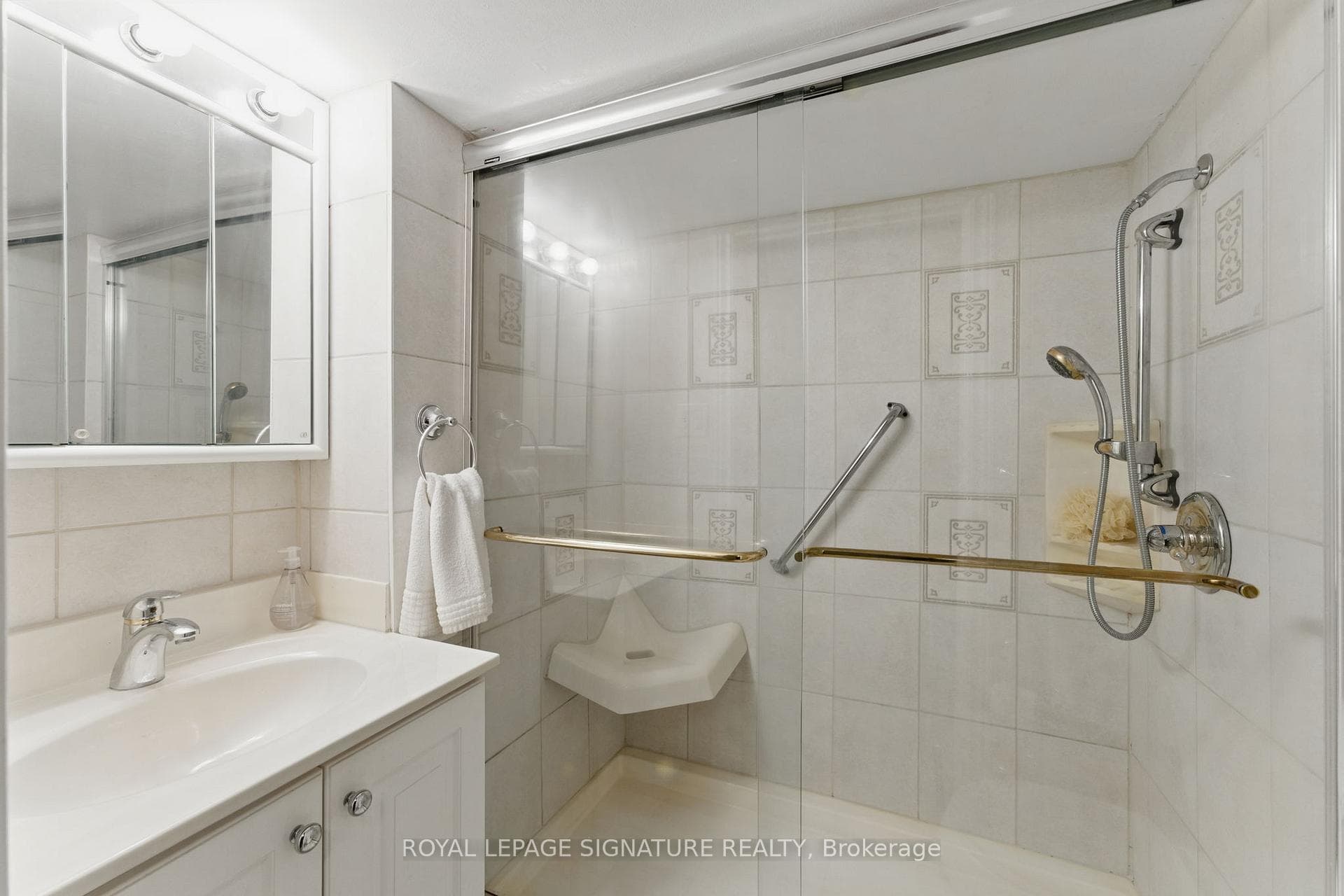 281 Halton Avenue photo 38