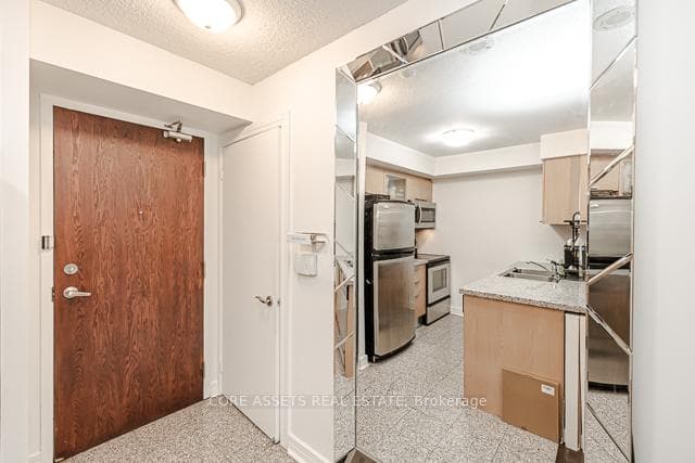 18 Harrison Garden Boulevard Unit 1505 photo 9