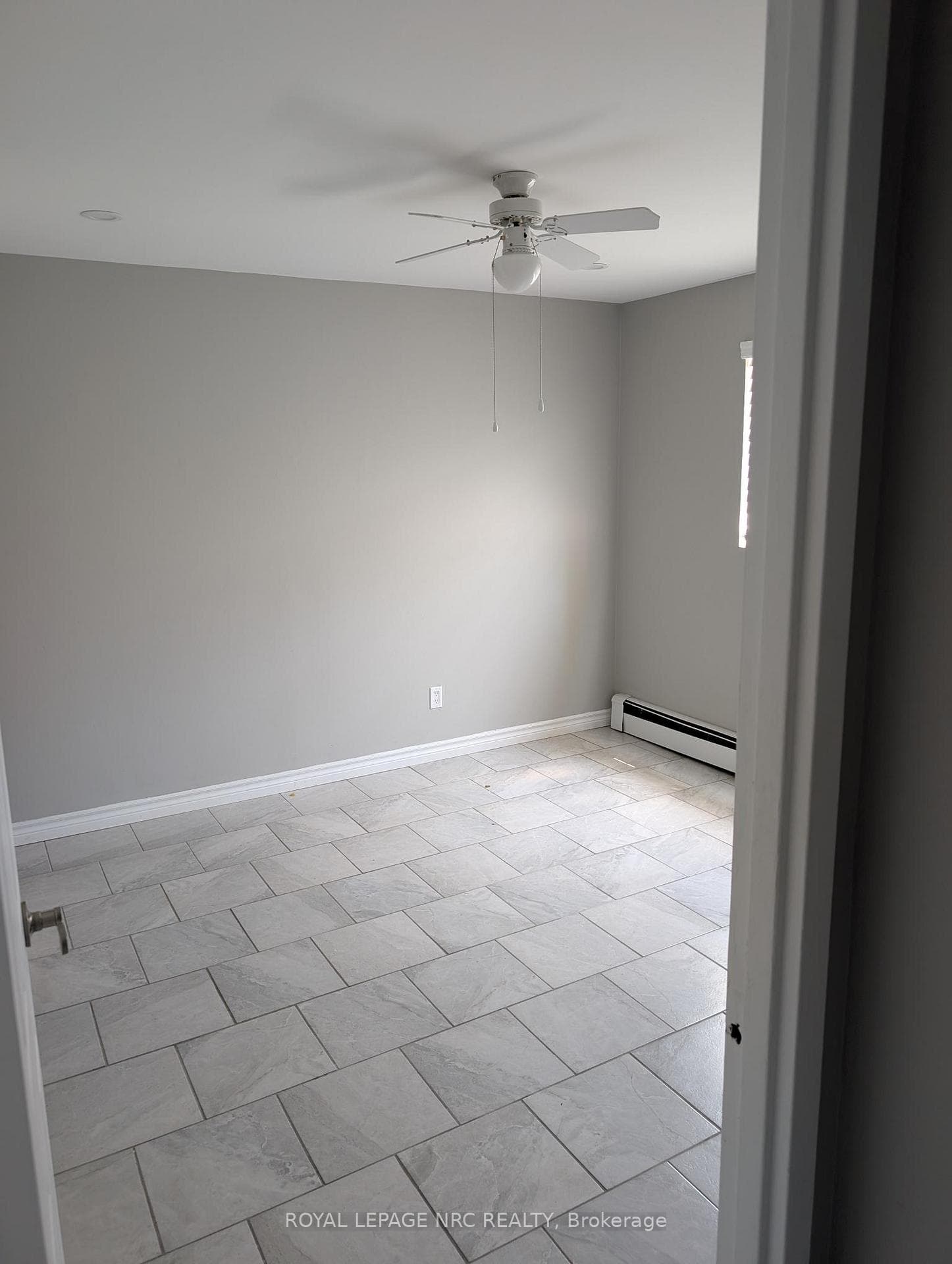 15 Bolton Avenue Unit 3 photo 8