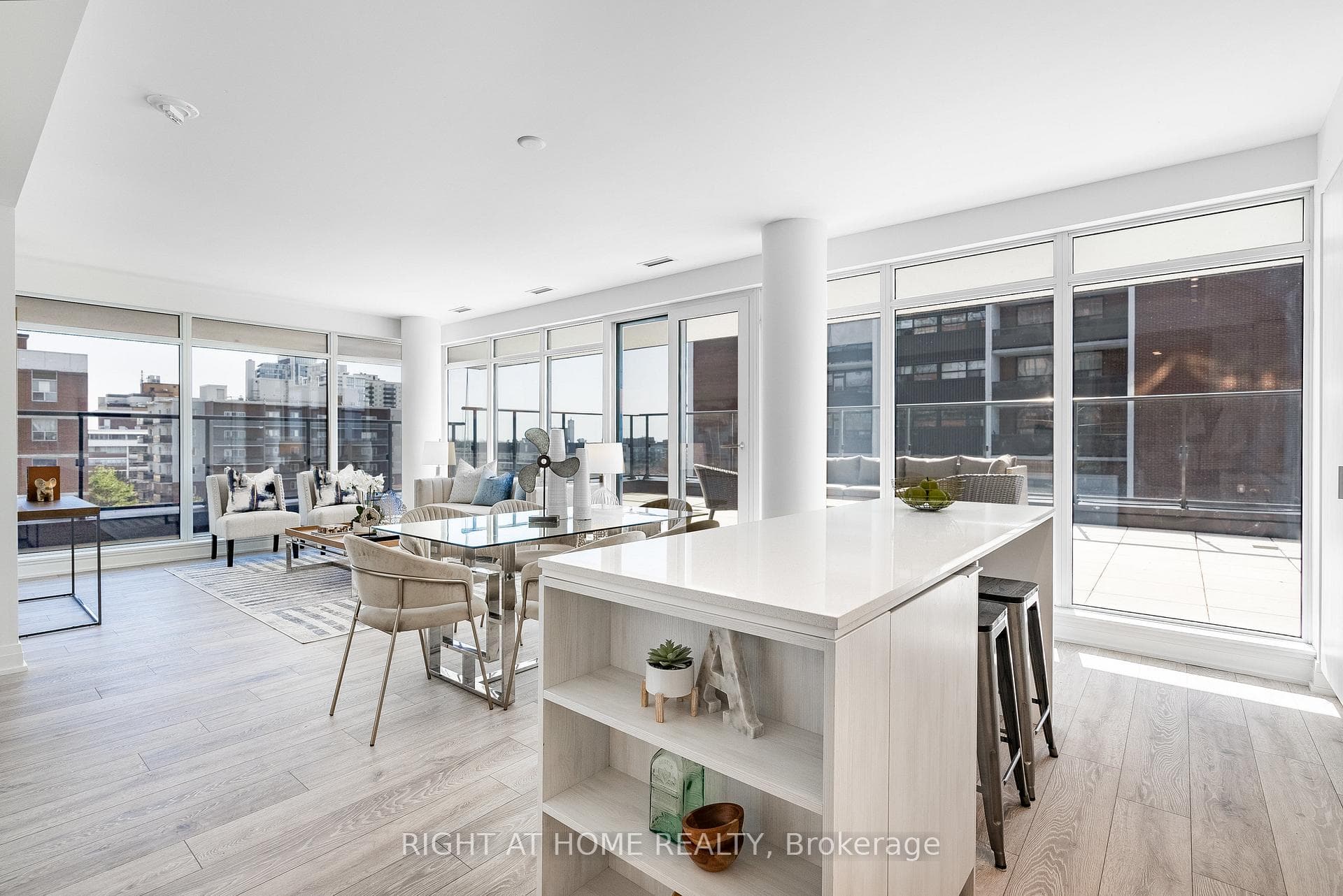 21 Park Street Unit 802 photo 1
