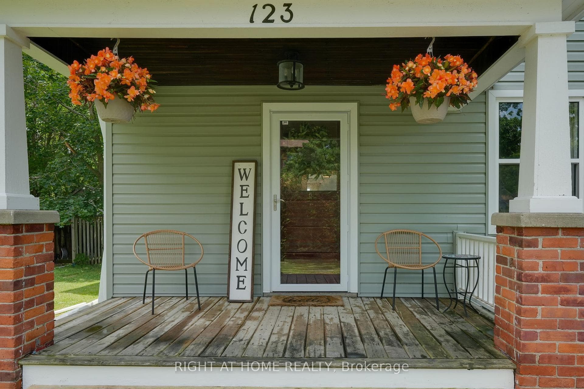 123 John Street photo 3