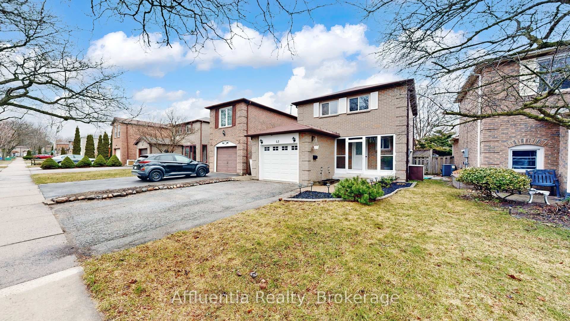 41 Barrett Crescent photo 44
