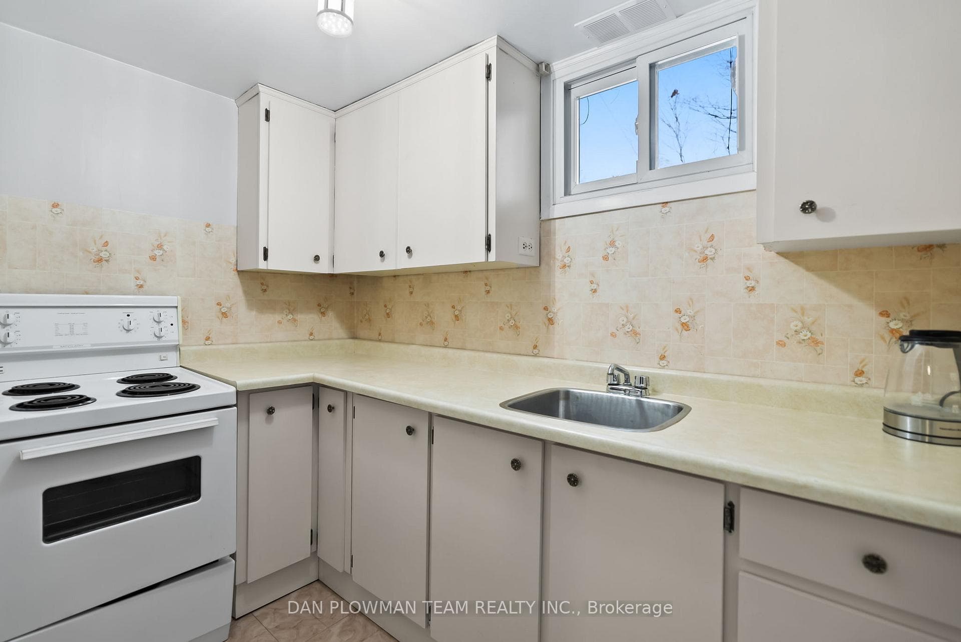 101 Russett Avenue photo 26