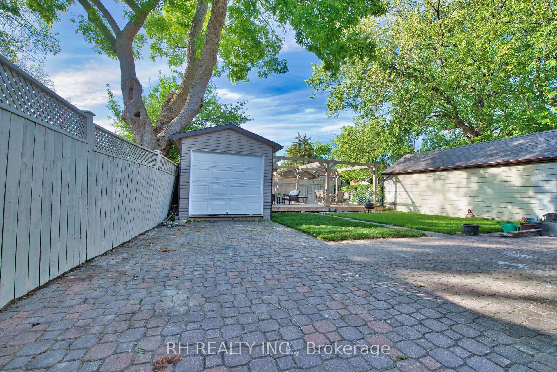 40 Patika Avenue photo 6