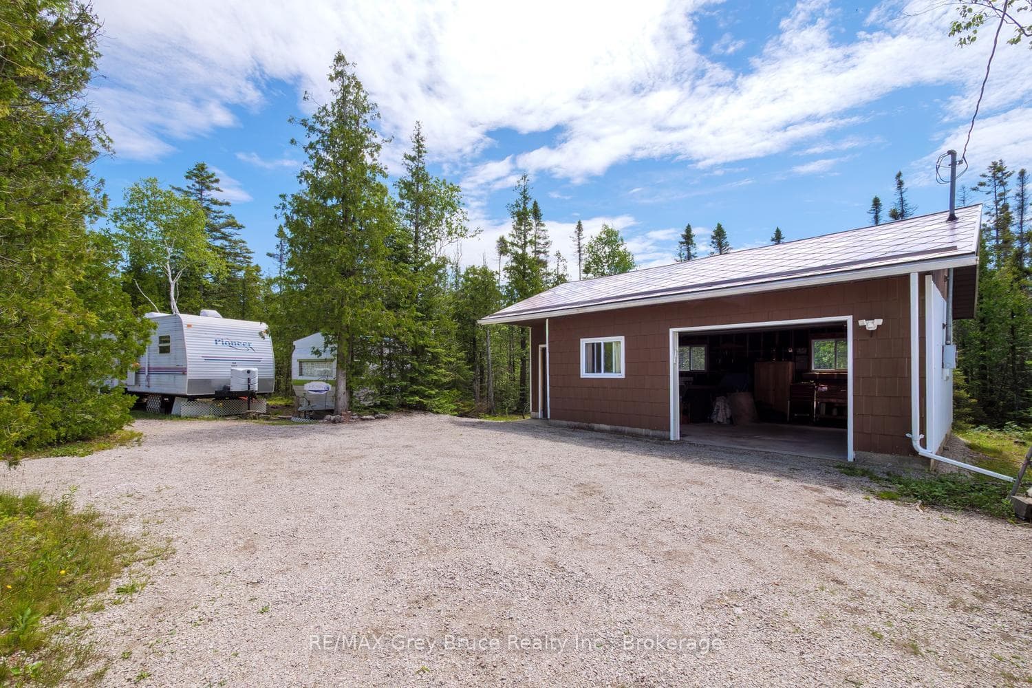 259 Bradley Drive photo 35