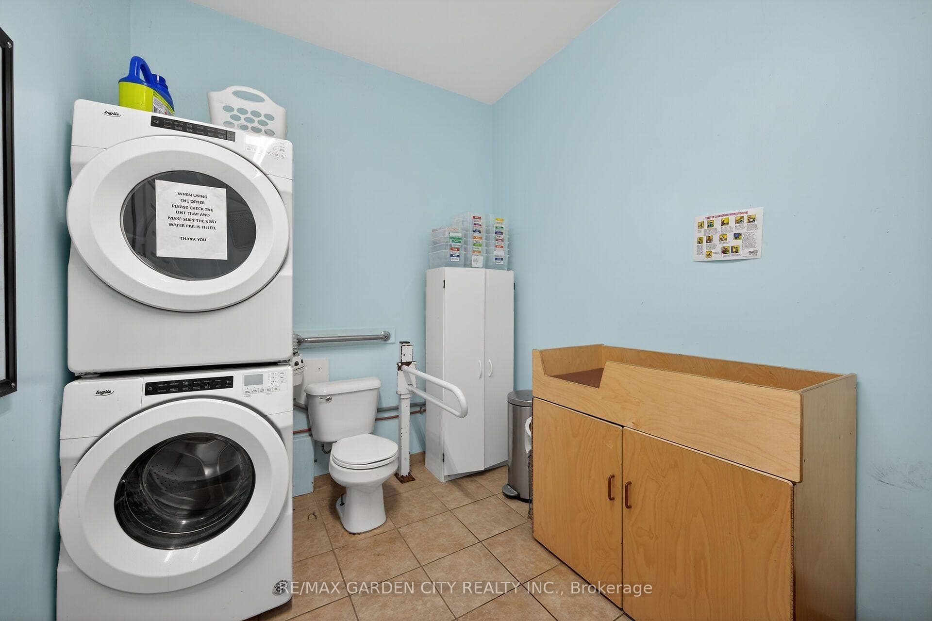 1140 Bay Street photo 33