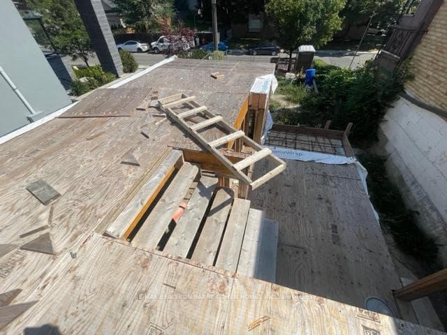 300 Oak Park Avenue photo 19