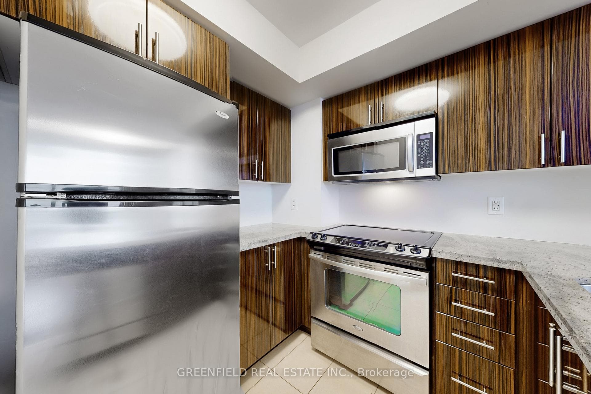 1060 Sheppard Avenue Unit 1005 photo 6