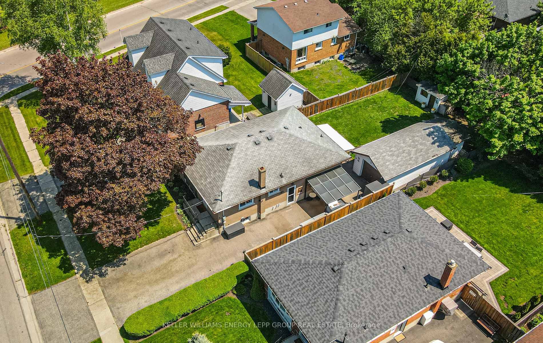 309 Marion Avenue photo 33