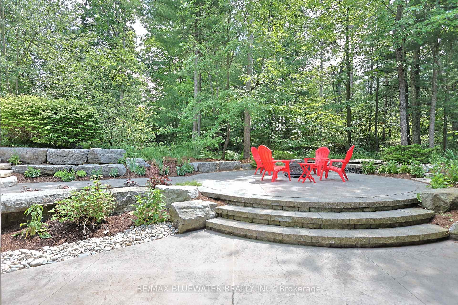 Professionally Landscaped Deck in the Woods