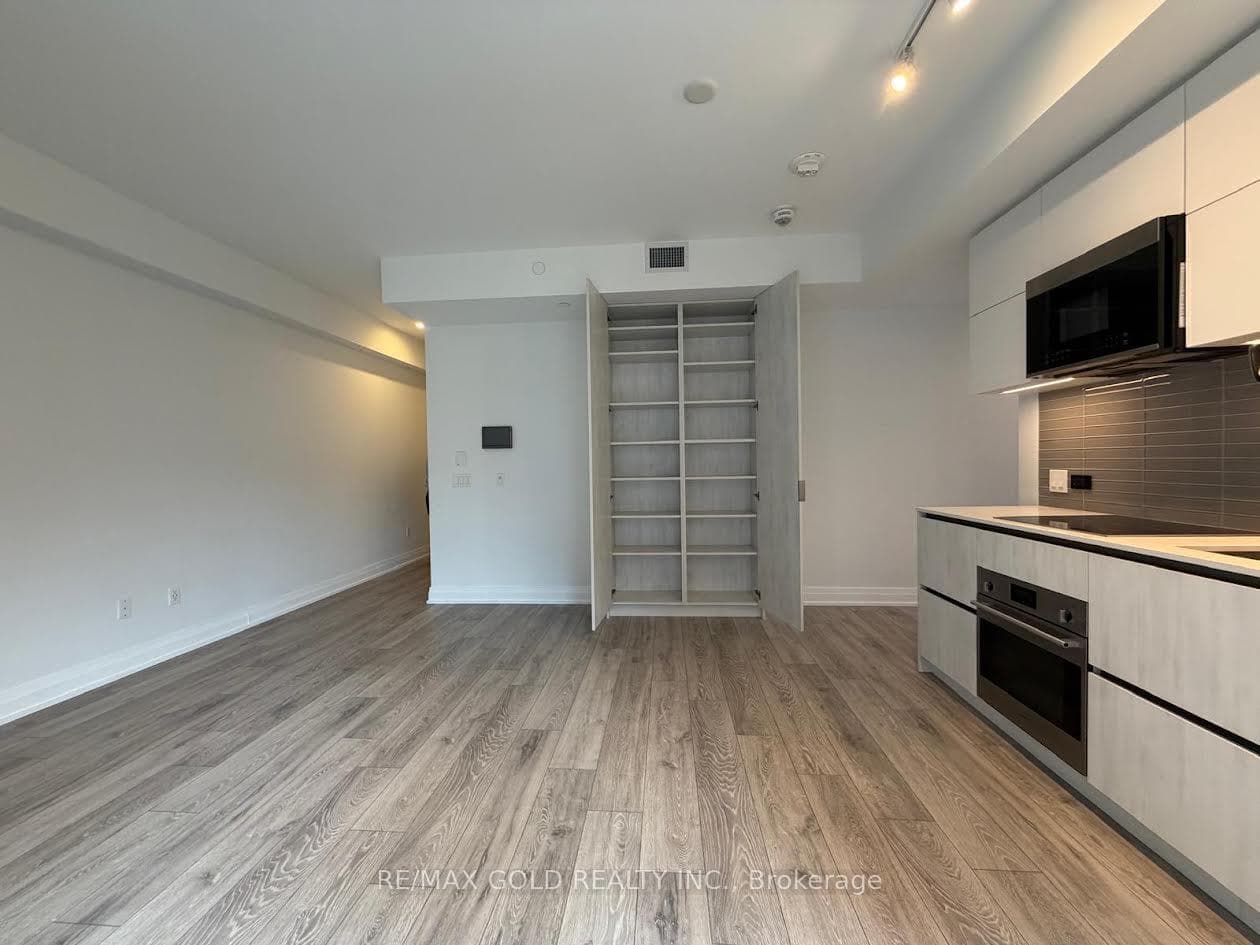 21 Park Street Unit 318 photo 5