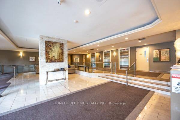 61 Markbrook Lane Unit 610 photo 4