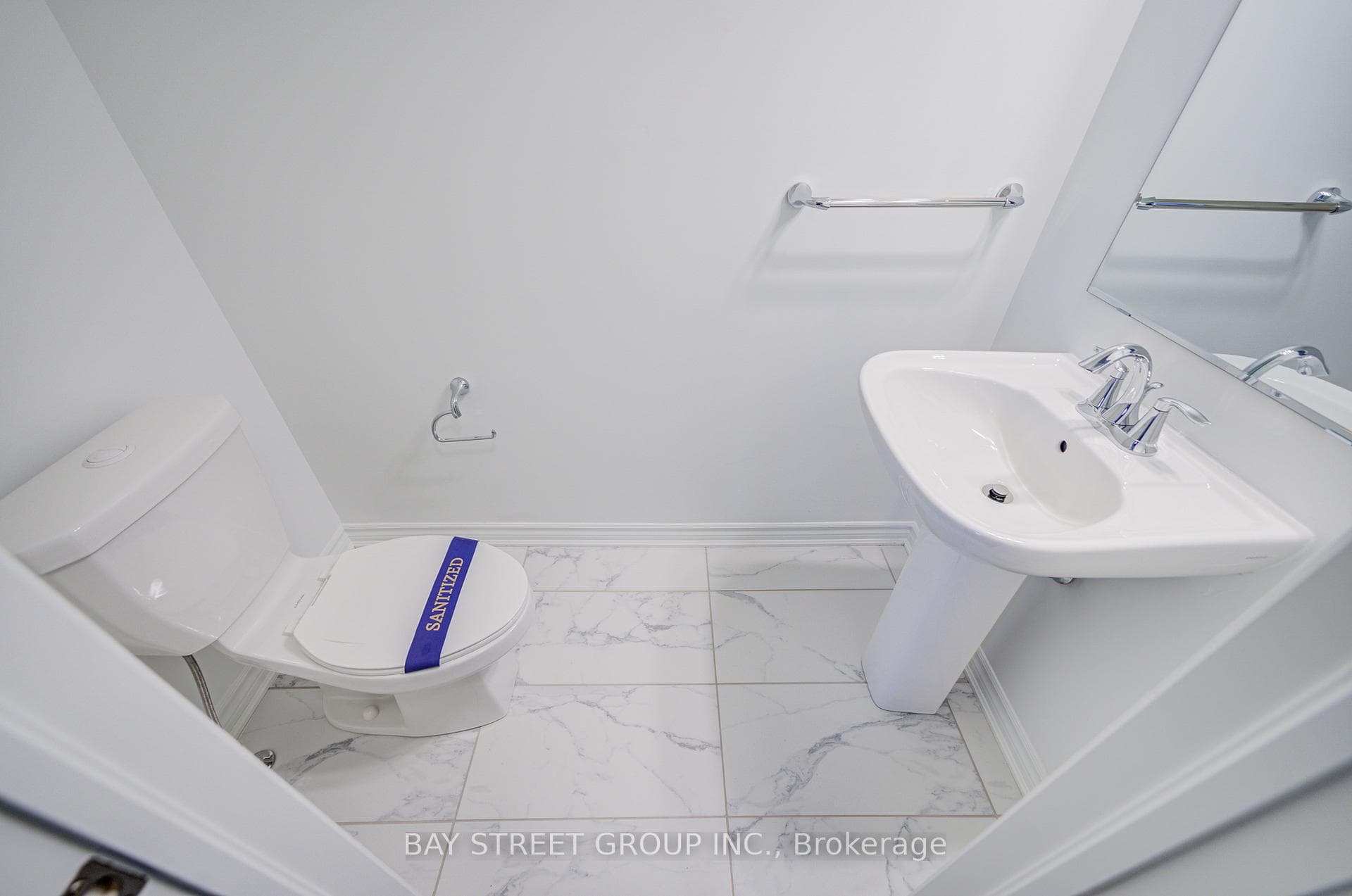 118 Azure Drive photo 11