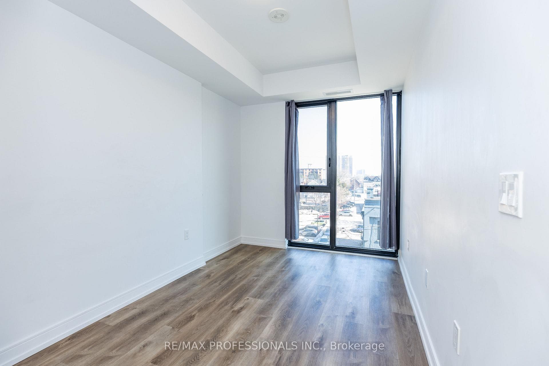 1 Jarvis Street Unit 430 photo 30