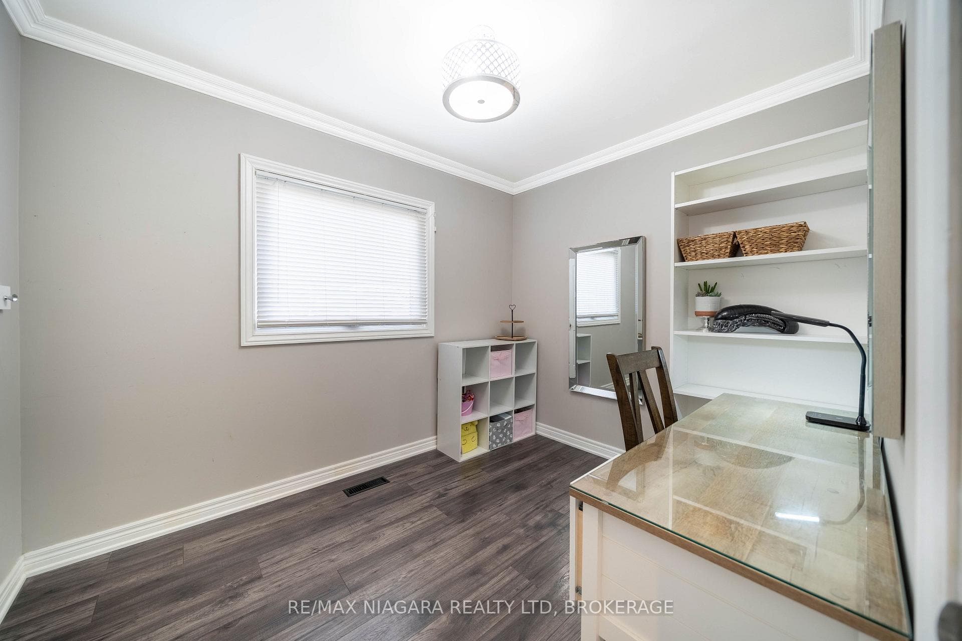 33 Bloomfield Avenue photo 12