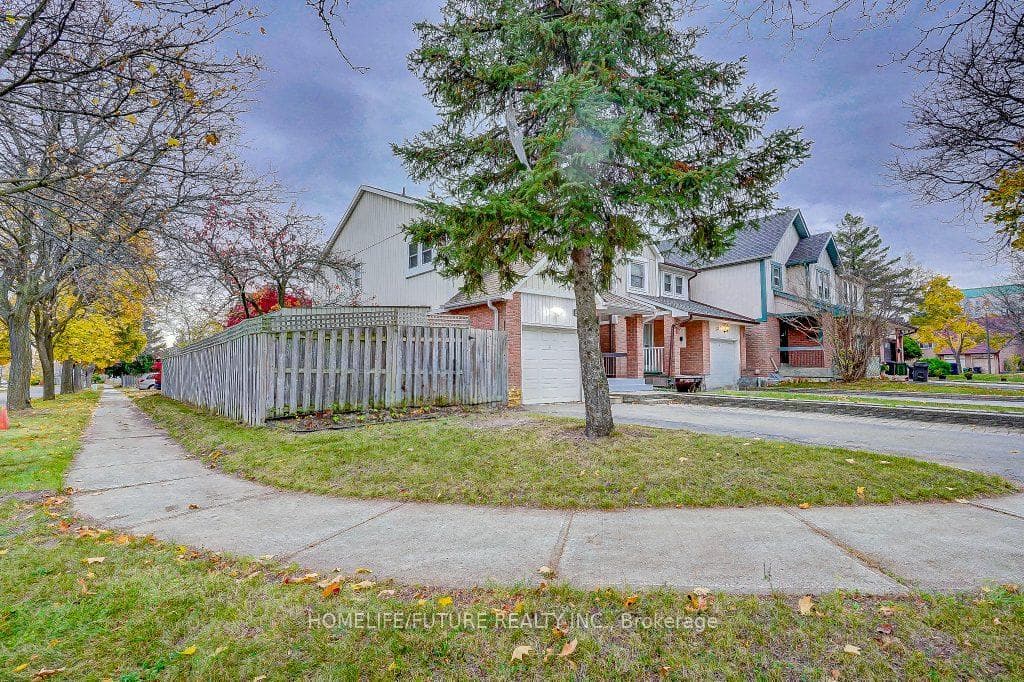 57 Roughfield Crescent photo 2