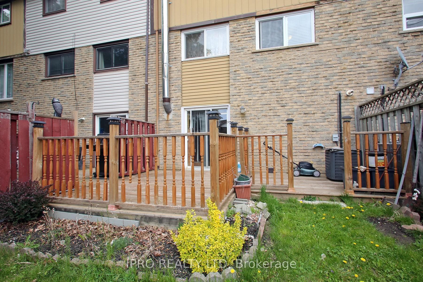 72 Berkshire Square photo 23