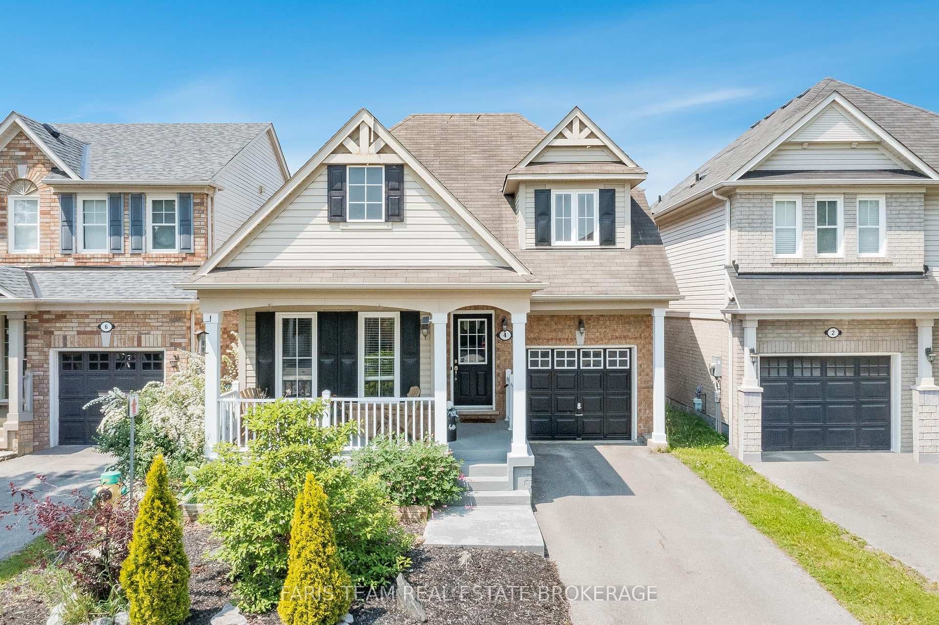 4 Callander Crescent photo 1