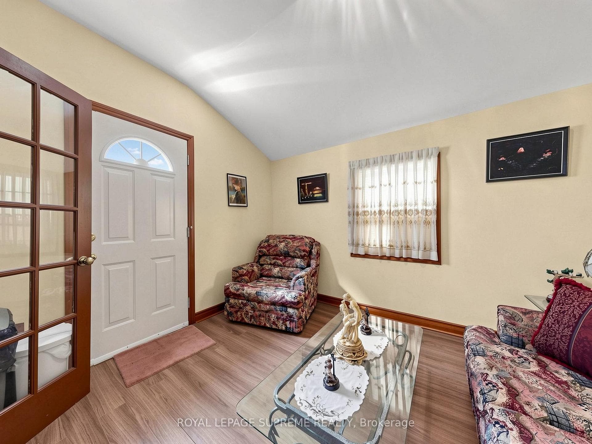 196 Palmerston Avenue photo 9